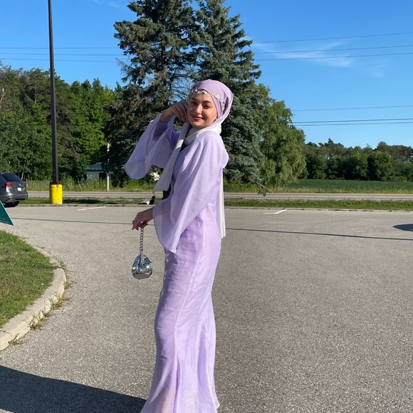 modest lavender evening dress - Picture 2 of 3